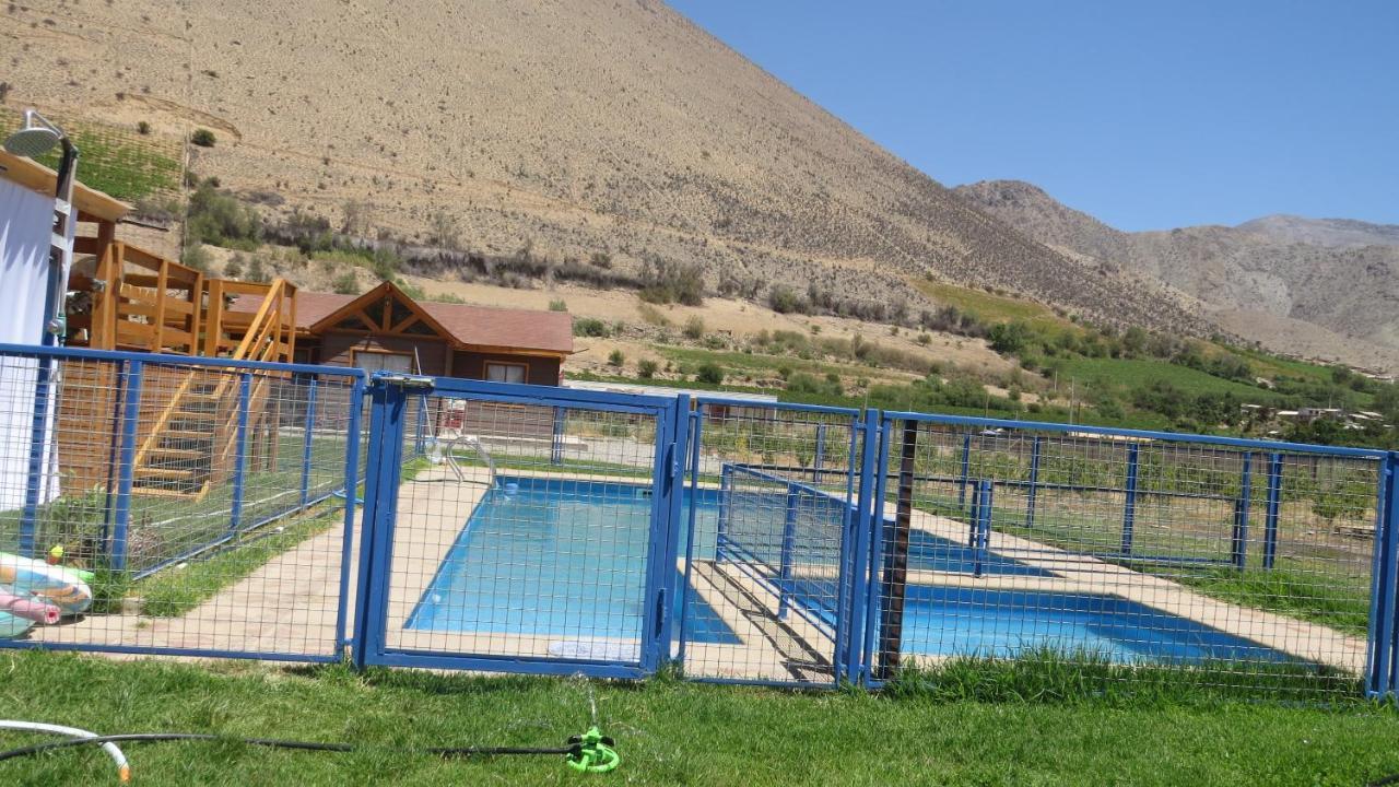Cabanas Vicuna Cielo De Peralillo - Valle De Elqui Eksteriør billede