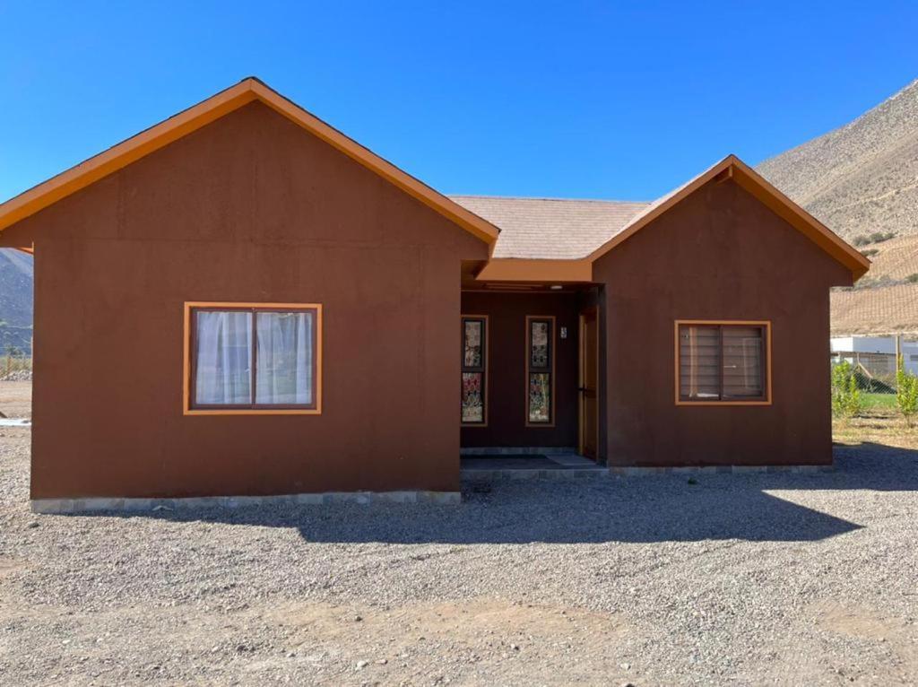 Cabanas Vicuna Cielo De Peralillo - Valle De Elqui Eksteriør billede